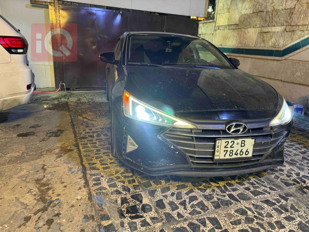 هیوندای ئەلەنترا